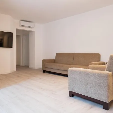 Comfy Flat W Patio 3 Min To Beach In Bodrum